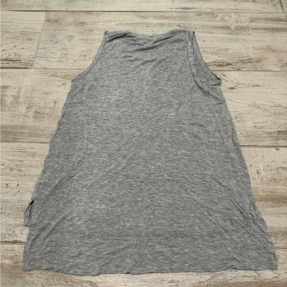 Gray Graphic Tank Top - Picture 5 of 6